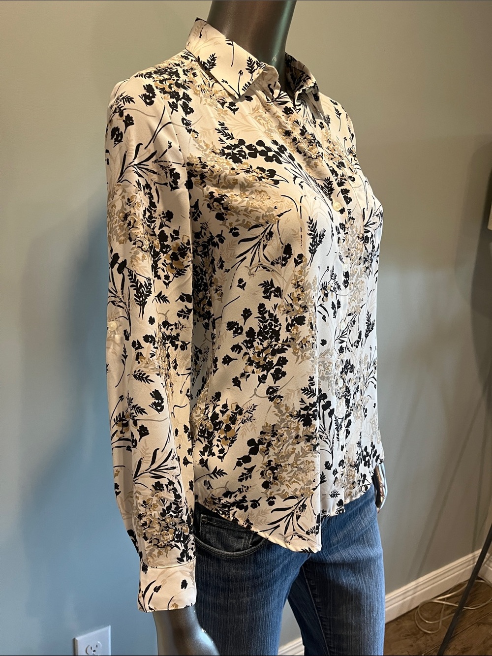 Ann Taylor Factory Cream Button-Down Shirt with Black Floral Print